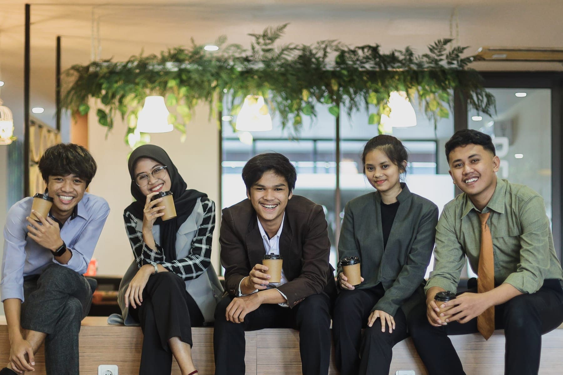 Tim profesional dalam kegiatan corporate
